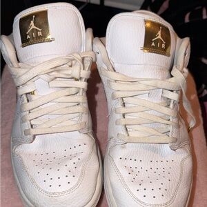 Jordan Women's Athletic Shoes White and Gold